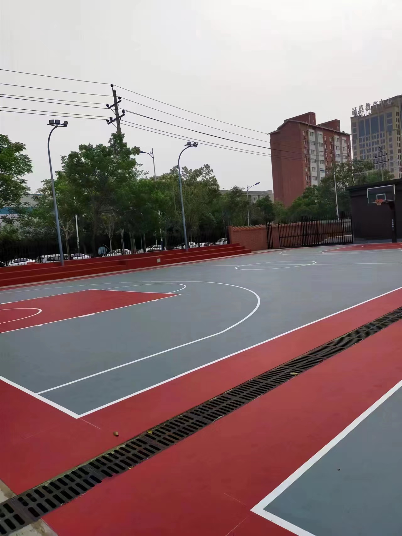 鄭州市某部隊硅PU籃球場